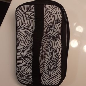 Thirty-One makeup case